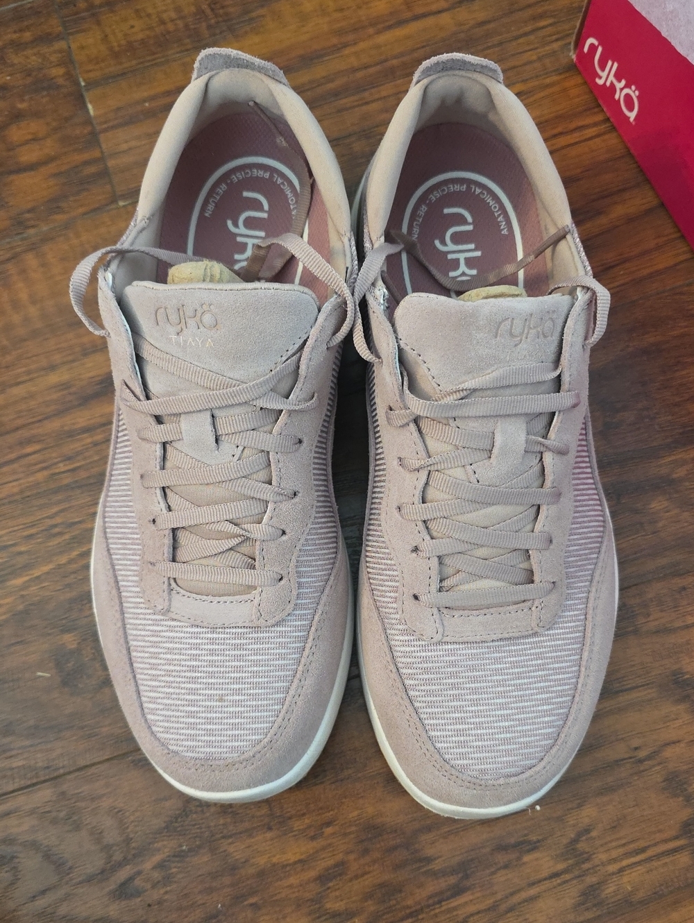 Ryka Walking Shoe Quartz Suede Size 11 Wide